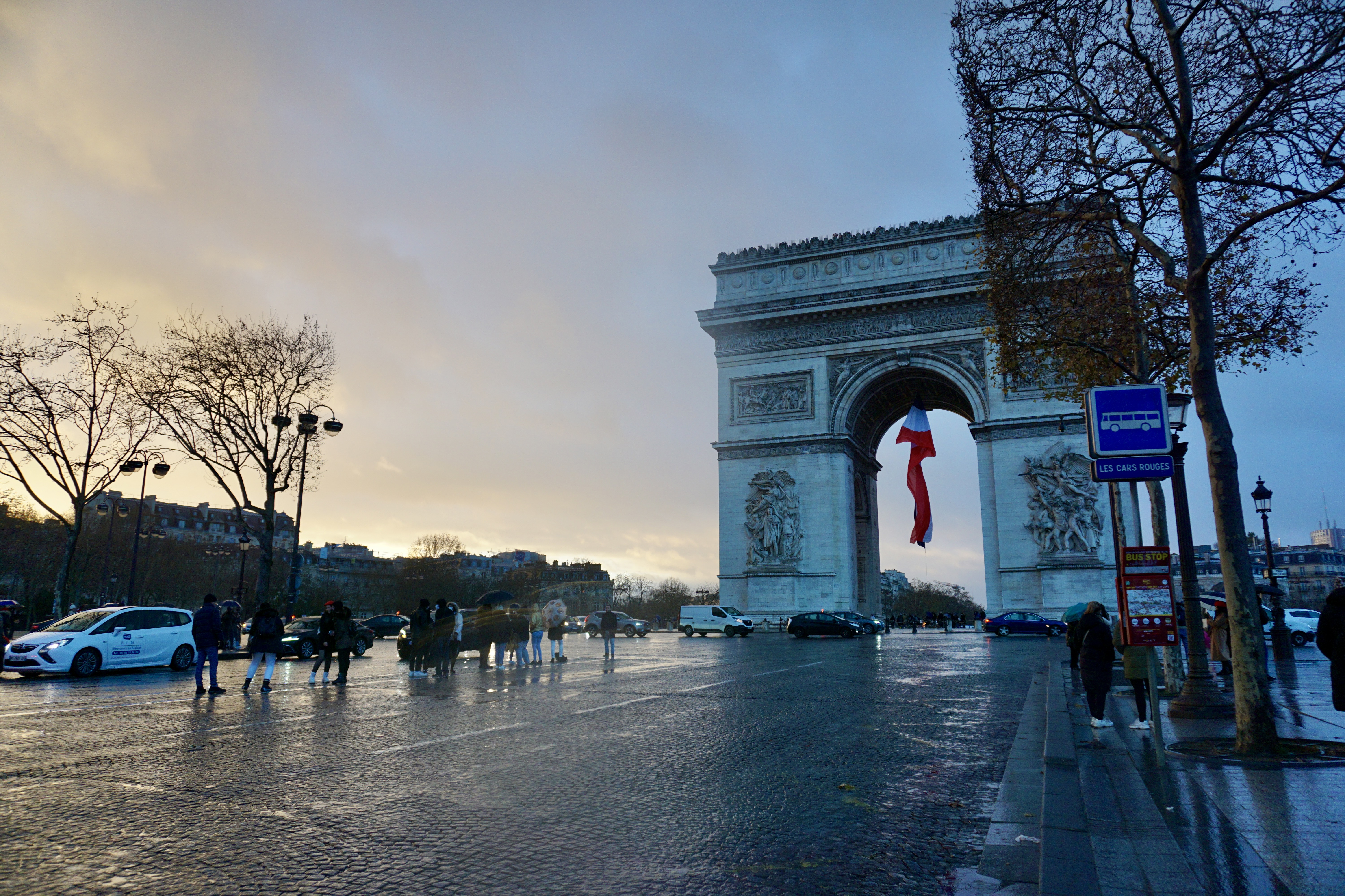 Arc of triumph from street